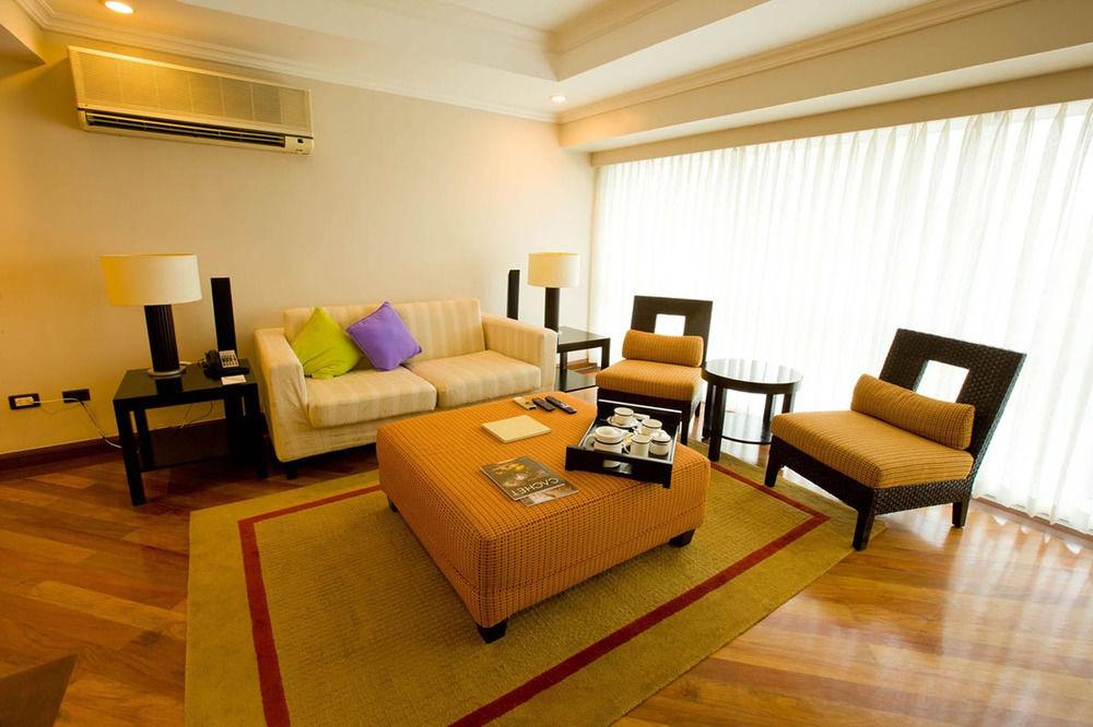 Fraser Place Manila Makati City Exteriér fotografie