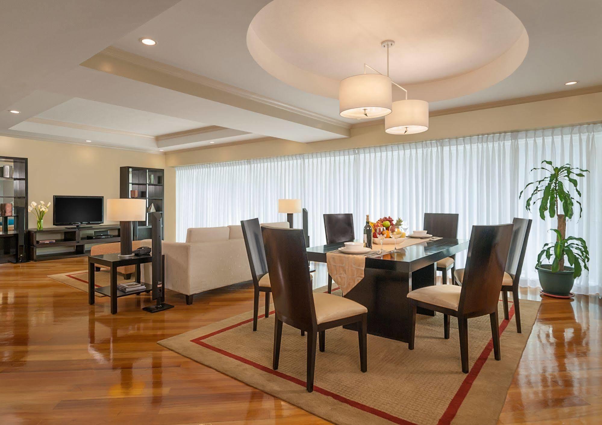 Fraser Place Manila Makati City Exteriér fotografie
